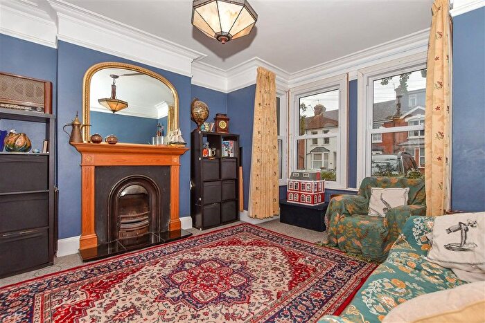 3 Bedroom Terraced House For Sale In St. Philip's Avenue, Maidstone, Kent, ME15