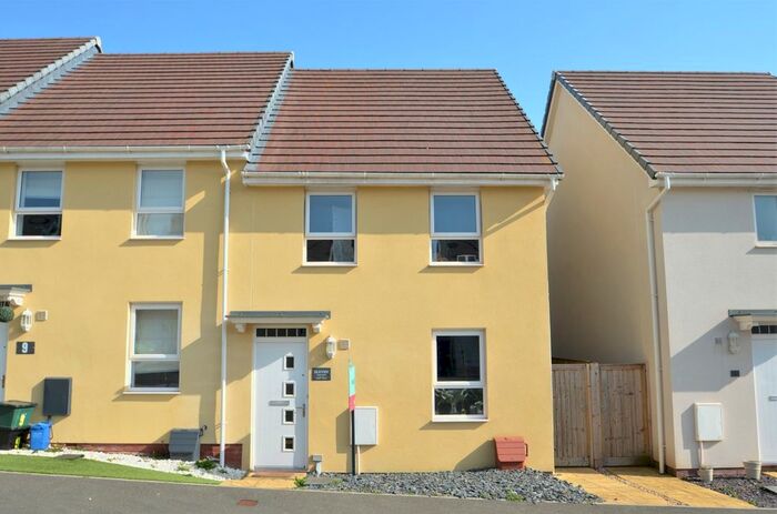 3 Bedroom Semi-Detached House To Rent In Longwool Run, Cullompton, Devon, EX15