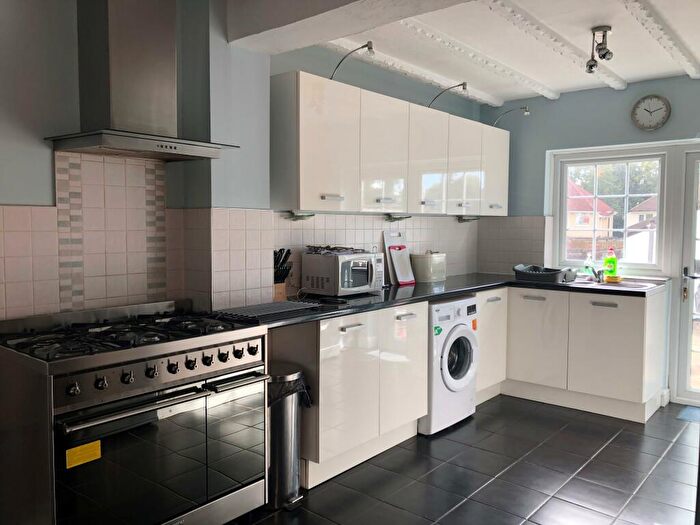 3 Bedroom House To Rent In Garretts Green Lane, Birmingham, B26