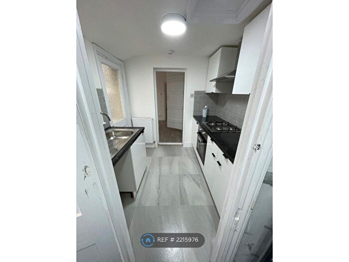 2 Bedroom Detached House To Rent In Prospect Place, Grays, RM17