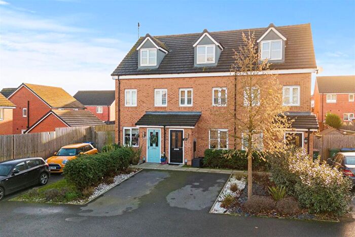 3 Bedroom Terraced House For Sale In Greyhound Road, Coventry, CV6