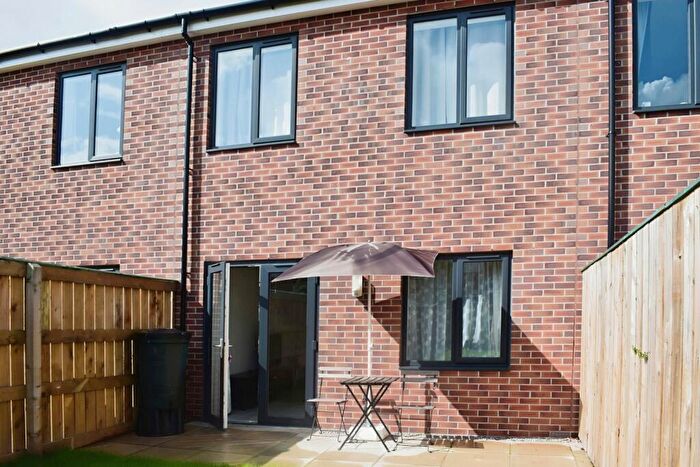 2 Bedroom House To Rent In Stockland Close, Manchester, Greater Manchester, M13