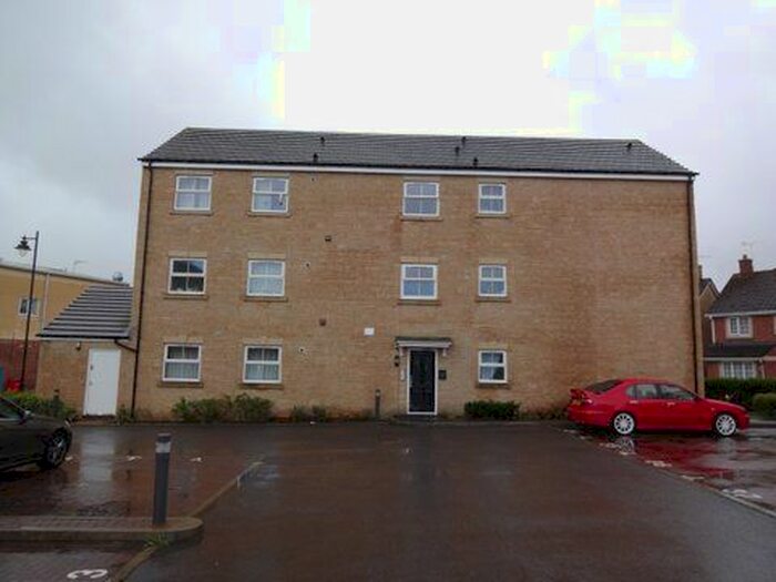 2 Bedroom Flat To Rent In Harrier Close, Wiltshire, SN11