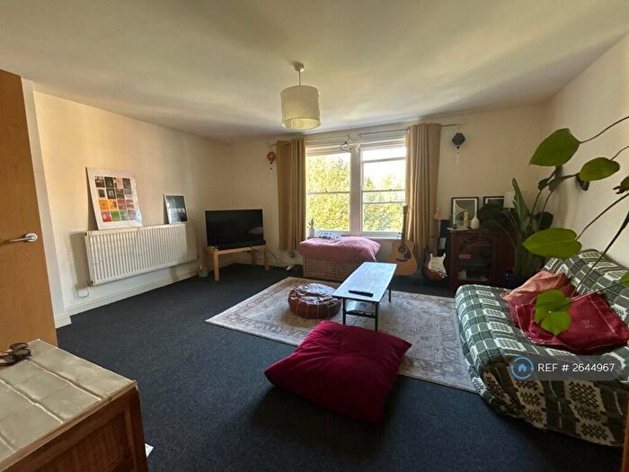 2 Bedroom Flat To Rent In The Mont, Montpelier, Bristol, BS6