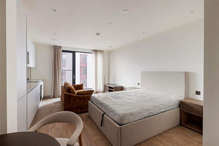 Studio To Rent In The Eades, Walthamstow, E17