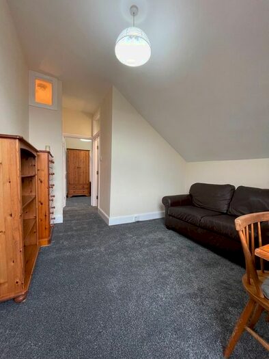 1 Bedroom Flat To Rent In Grosvenor Road, Jesmond, Newcastle Upon Tyne, NE2