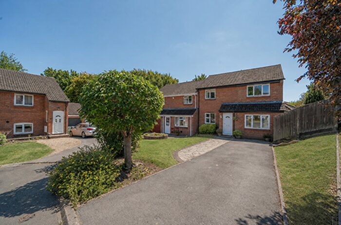 3 Bedroom Semi-Detached House For Sale In Rogers Meadow, Marlborough, SN8