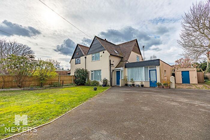 3 Bedroom Semi-Detached House For Sale In Broadway Lane, Bournemouth, BH8