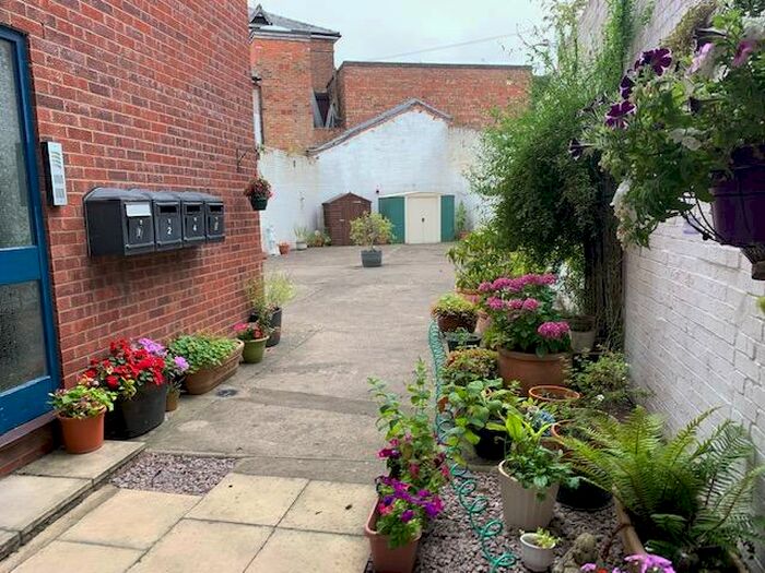 1 Bedroom Apartment To Rent In Merchant Mews, Park Road, Holbeach, PE12