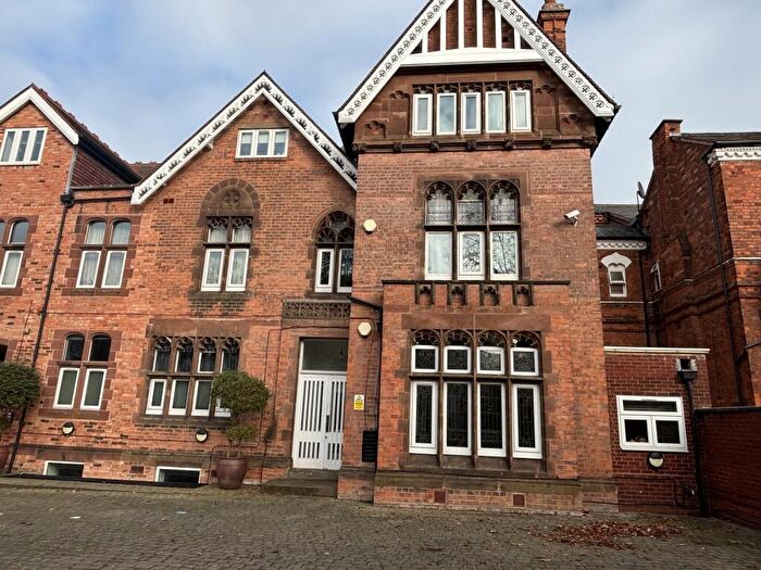 2 Bedroom Flat To Rent In Portland Road, Edgbaston, Birmingham, West Midlands, B16