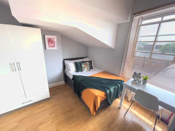 1 Bedroom Flat To Rent In Upper Parliament Street, Toxteth, Liverpool, L8