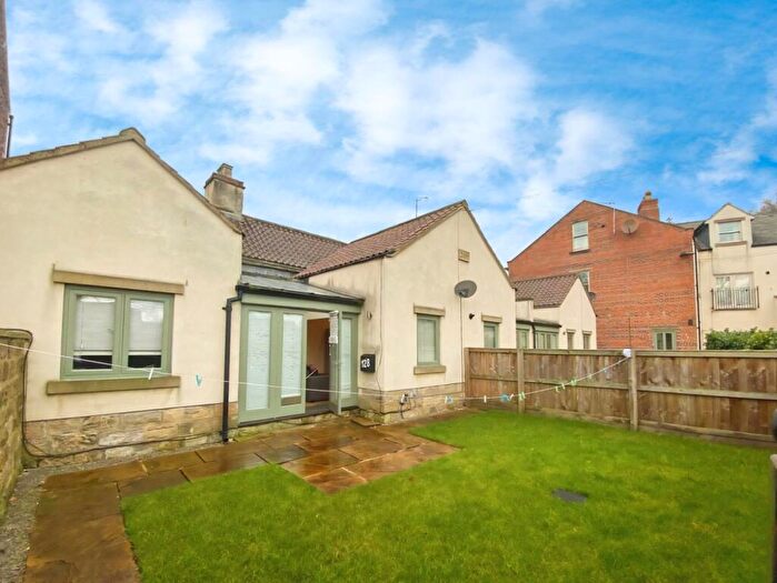 2 Bedroom Bungalow To Rent In High Street, Knaresborough, HG5