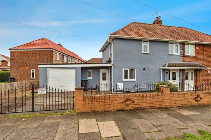 2 Bedroom Semi-Detached House For Sale In Crossfell Road, Middlesbrough, TS3