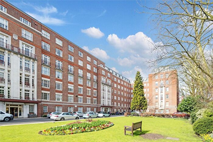 2 Bedroom Flat For Sale In Eyre Court, Finchley Road, St John's Wood, London, NW8