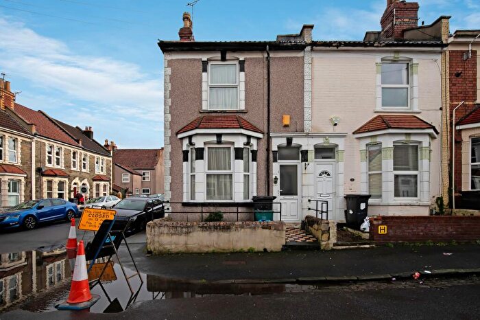 2 Bedroom Terraced House For Sale In Hedwick Street, Bristol, BS5