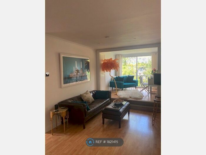 2 Bedroom Flat To Rent In Hampton Wick, Hampton Wick, Kingston Upon Thames, KT1