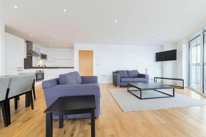 2 Bedroom Flat To Rent In Admirals Tower, Dowells Street, London, SE10
