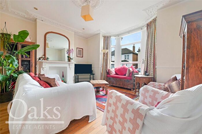 4 Bedroom Semi Detached House For Sale In Farnley Road, South Norwood, SE25