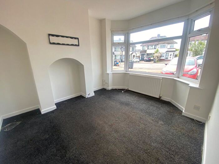 2 Bedroom Semi-Detached House To Rent In Nevin Grove, Great Barr, Birmingham, B42