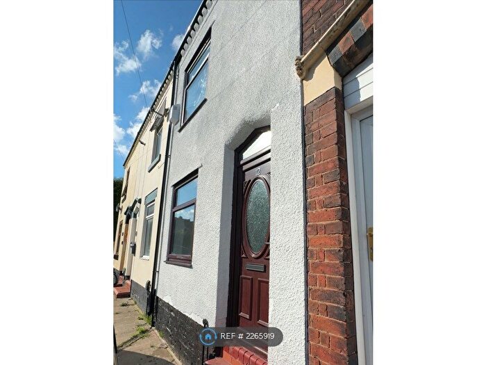 2 Bedroom Terraced House To Rent In Cope Street, Stoke-On-Trent, ST2