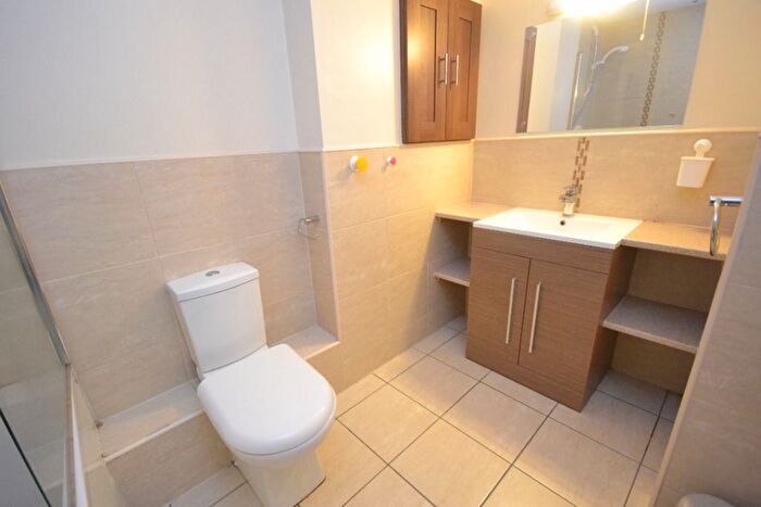 1 Bedroom Flat To Rent In Tytler Gardens, Abbeyhill, Edinburgh, EH8