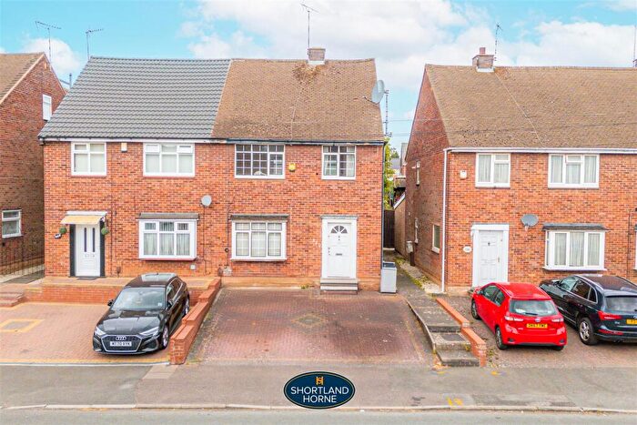 3 Bedroom Semi Detached House To Rent In Tennyson Road, Poets Corner, Coventry, CV2