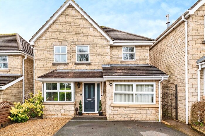 4 Bedroom Detached House For Sale In Windsor Drive, Westbury, BA13