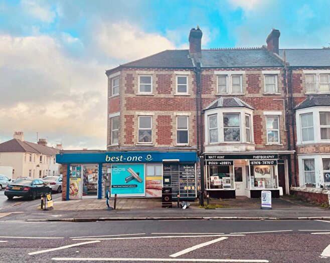 2 Bedroom Flat To Rent In Seaside, Eastbourne, BN22