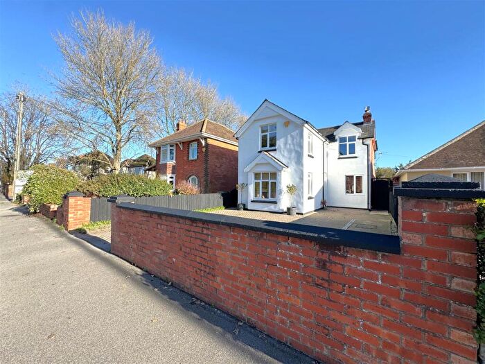 4 Bedroom Detached House For Sale In Dorchester Road, Redlands, DT3