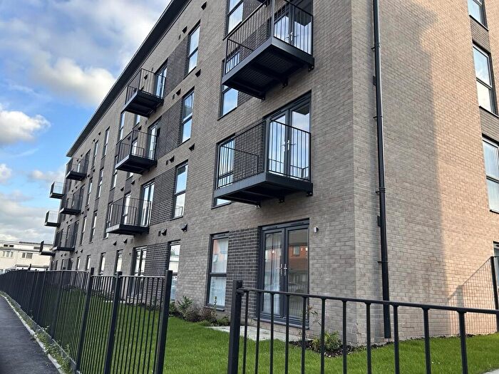 2 Bedroom Apartment To Rent In Brick Kiln Road, Manchester, M12