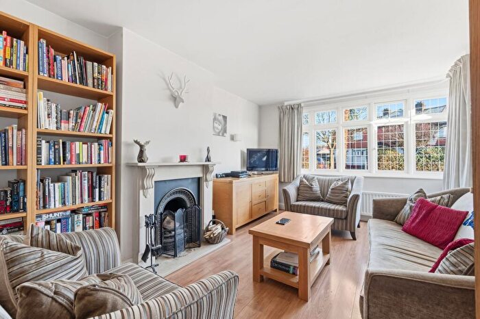 3 Bedroom Semi Detached House For Sale In Calverley Road, Epsom, KT17