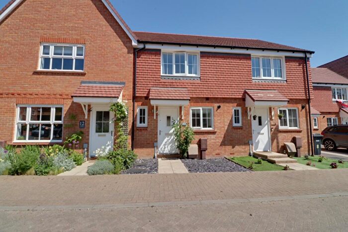 2 Bedroom Terraced House For Sale In Stone Road, Waterlooville, PO8