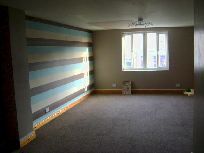 2 Bedroom Flat To Rent In Tonge Moor Road, Bolton, BL2