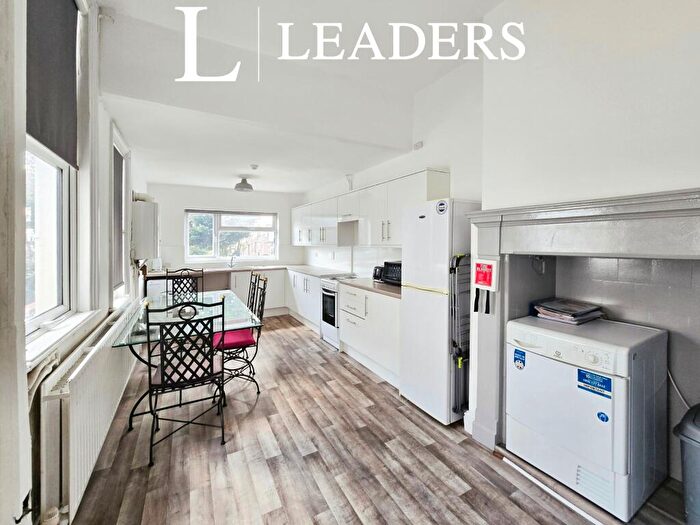 1 Bedroom Terraced House To Rent In West Parade, LN1