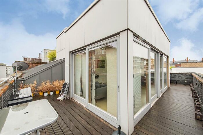 2 Bedroom Penthouse To Rent In Minerva Street, London, E2