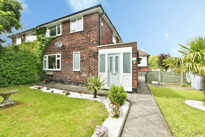 3 Bedroom Semi-Detached House For Sale In Woodstock Road, Woodley, Stockport, Greater Manchester, SK6