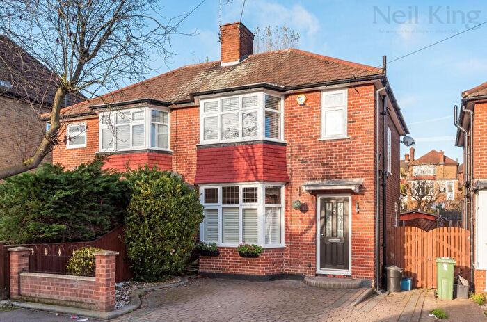 3 Bedroom Semi-Detached House To Rent In St. Albans Road, Woodford Green, Essex, IG8