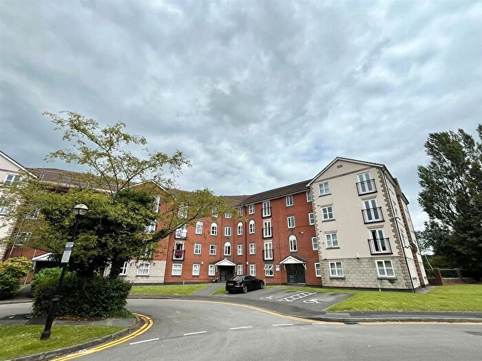 2 Bedroom Flat To Rent In St Davids Court, Cheetham Hill, M8