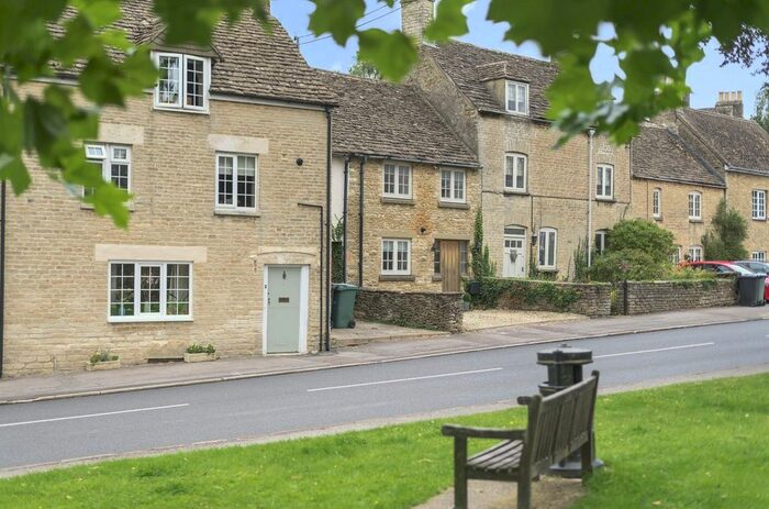 3 Bedroom Terraced House To Rent In Tetbury, Gloucestershire, GL8