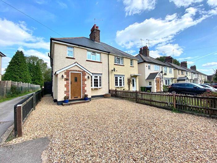 3 Bedroom Semi-Detached House For Sale In Boundary Cottages, Bovingdon, HP3