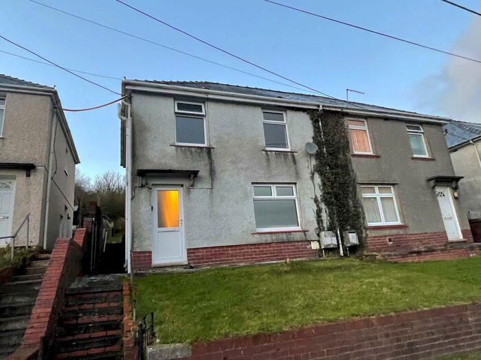 3 Bedroom House To Rent In Maesyfelin, Pontyberem, Carmarthenshire, SA15