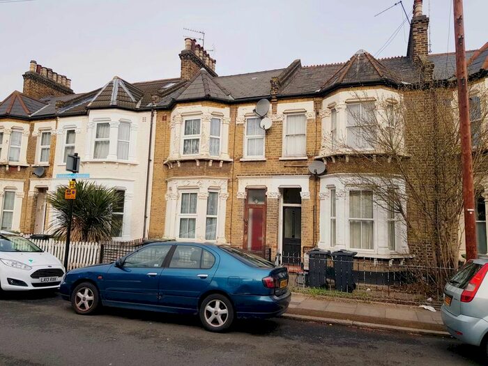 1 Bedroom Flat To Rent In Gosterwood Street, Deptford, SE8