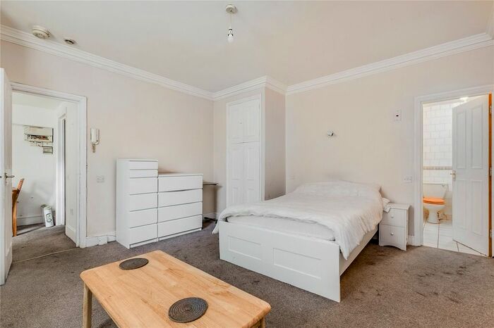 Studio To Rent In Trebovir Road, Earls Court, London, SW5