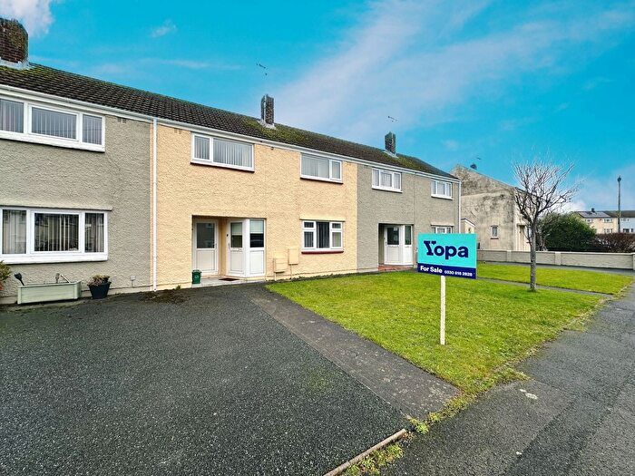3 Bedroom Terraced House For Sale In Delapoer Drive, Haverfordwest, SA61