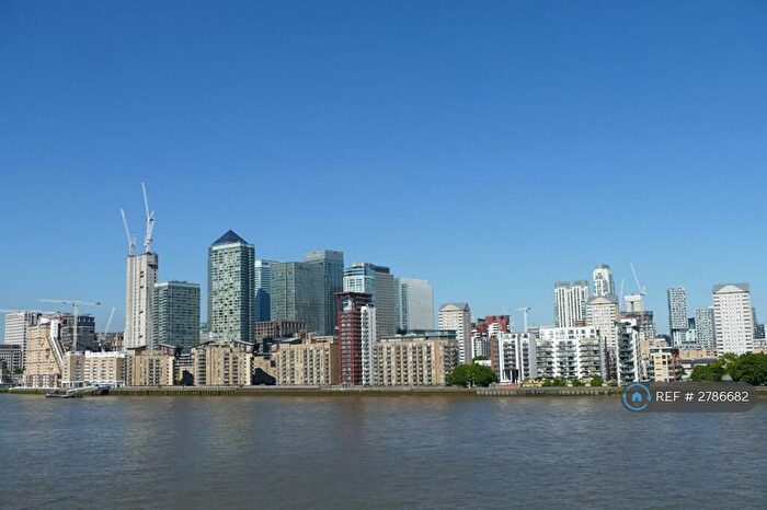 2 Bedroom Flat To Rent In New Caledonian Wharf, London, SE16