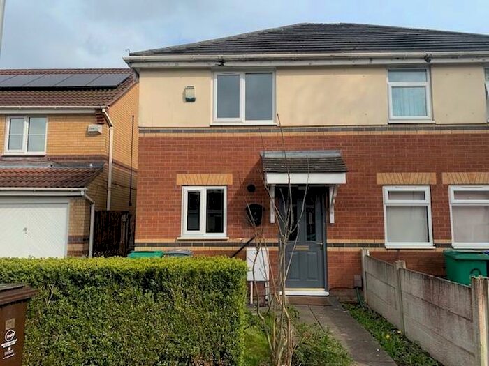 2 Bedroom Terraced House To Rent In Thirlmere Road Wythenshawe Manchester, M22