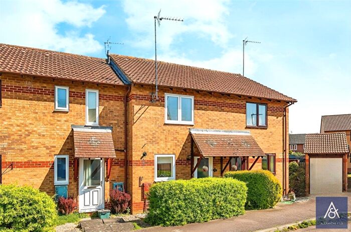 2 Bedroom Terraced House For Sale In Johnson Avenue, Brackley, Northamptonshire, NN13