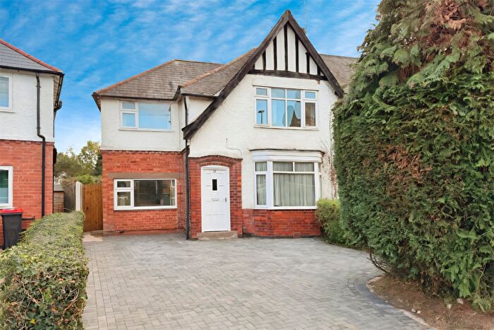 4 Bedroom Semi-Detached House For Sale In The Nook, Chilwell, NG9