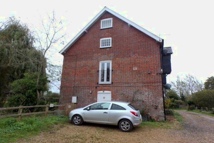 1 Bedroom Detached House To Rent In Mill Lane, Southampton, SO16