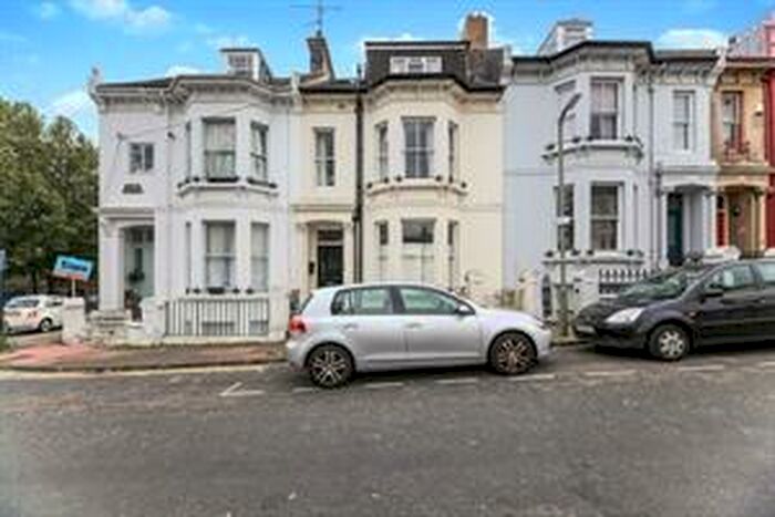 2 Bedroom Apartment To Rent In York Villas, BN1